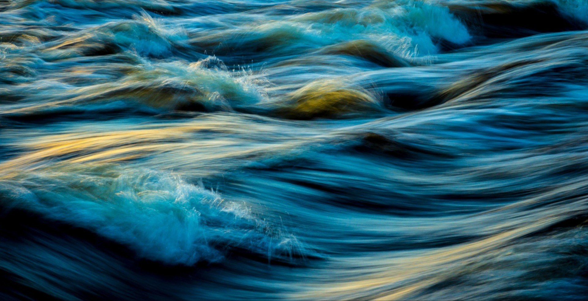 Closeup of ocean waves